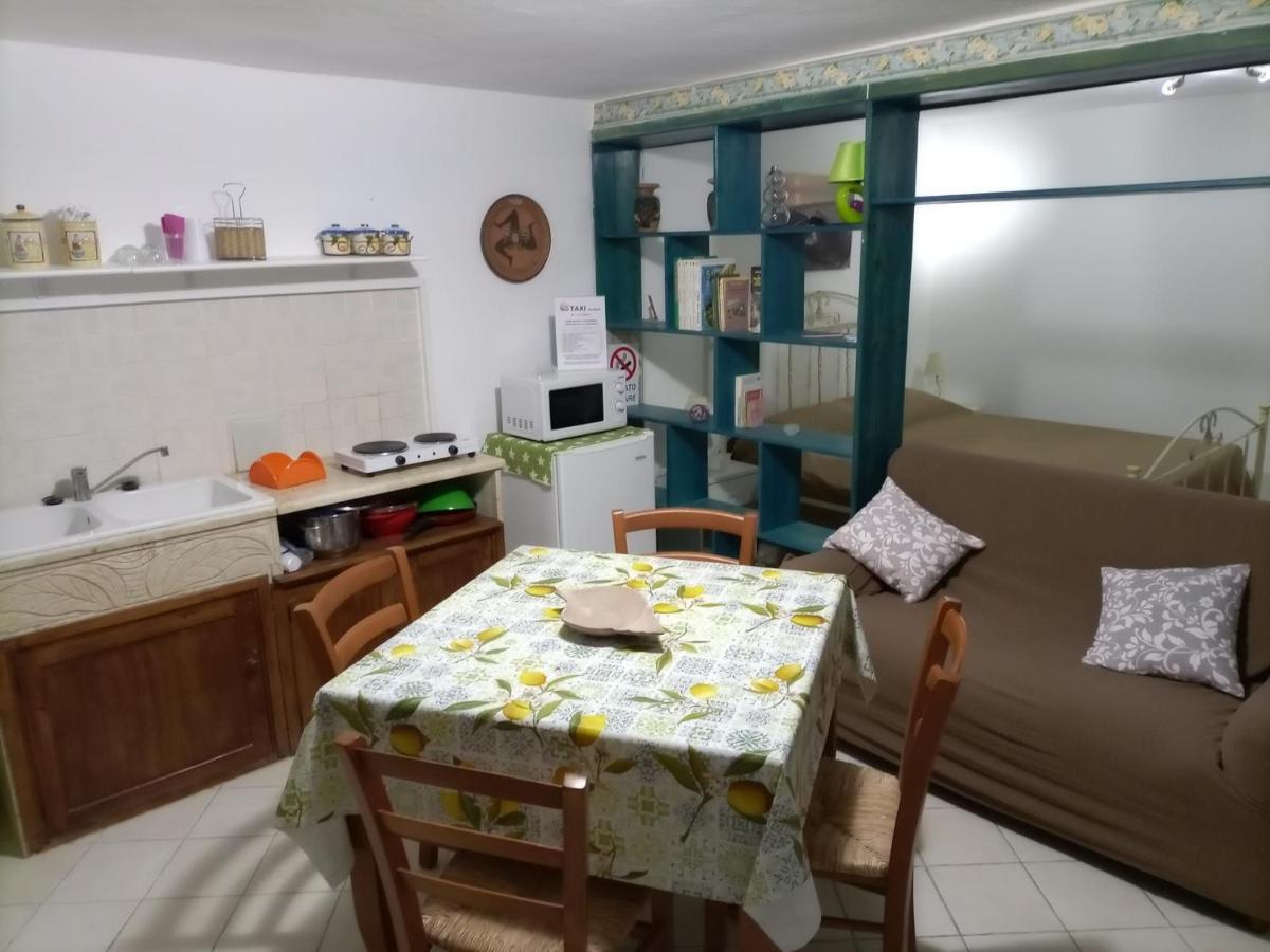 Da Salvo E Mary Hotel Trapani Eksteriør billede